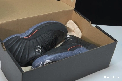 12 UTILITY JORDAN BLACK AIR 1025